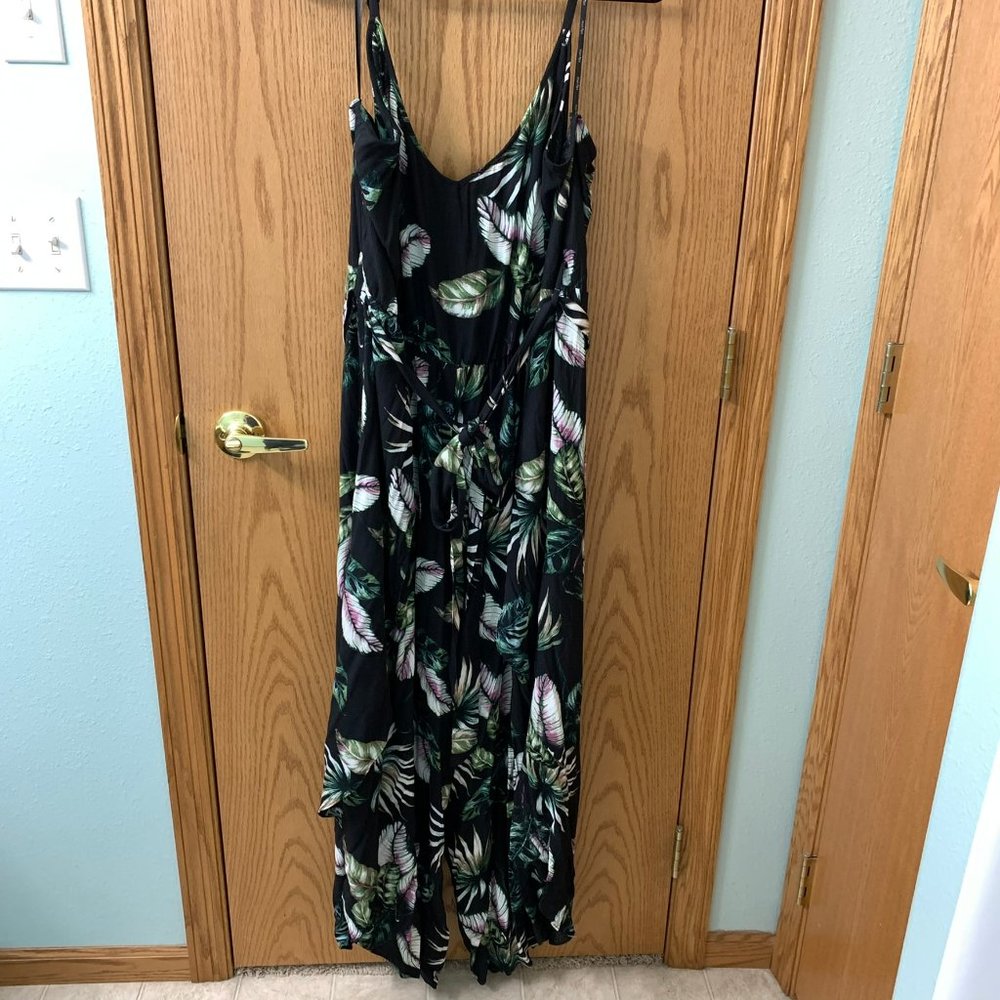 Plus Size City Chic Tropical Jumpsuit